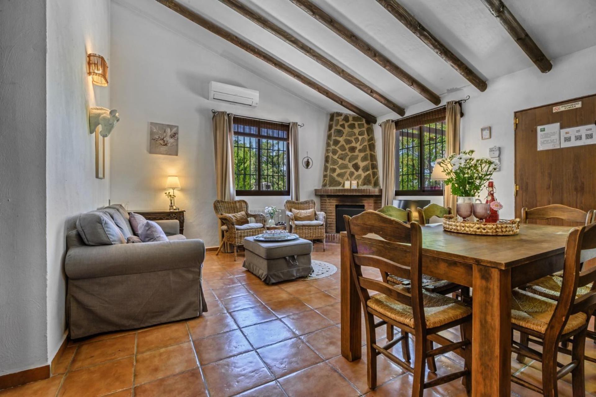 Casa Lobera Casas Rurales Canillas de Aceituno Eksteriør billede